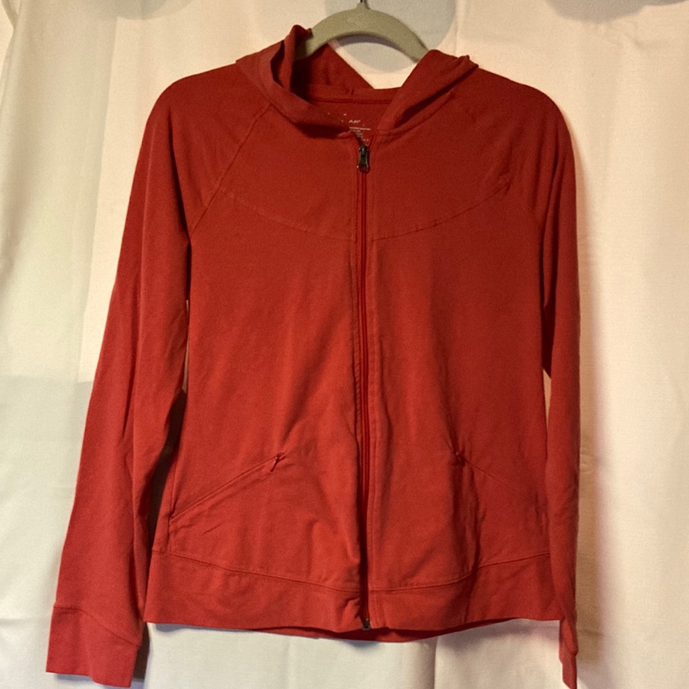 Trek gear size L hood zipper pockets